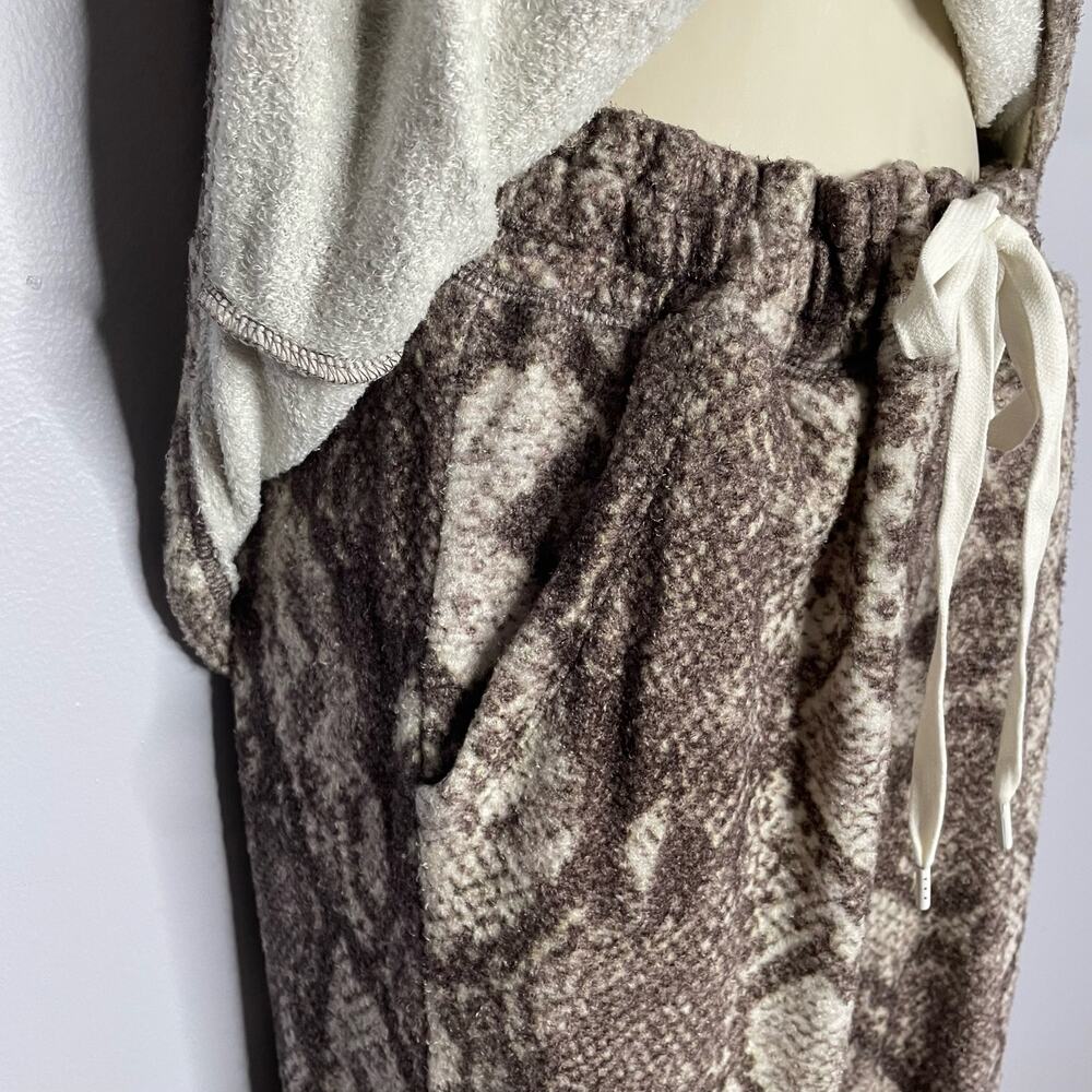 P. J Salvage Snake animal Print Lounge Pijama Set Pants Relax Lightweight Sz S - Picture 5 of 8